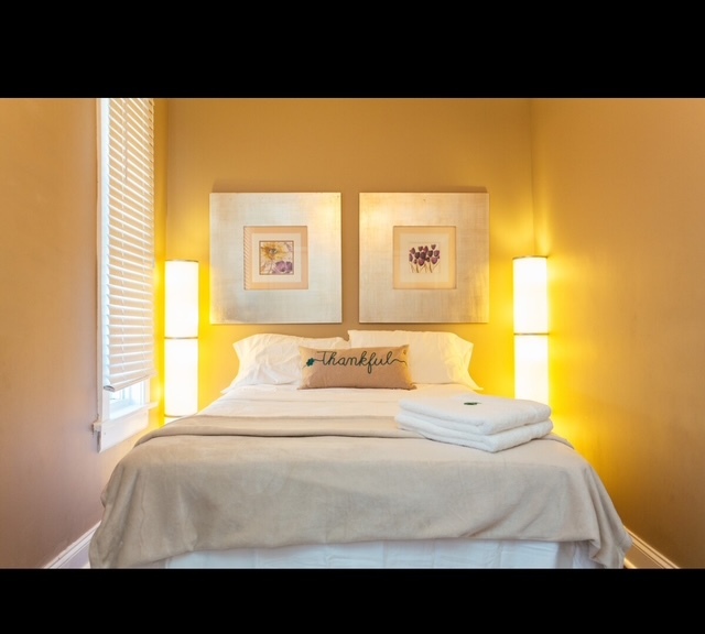 3406 W Dickens Avenue