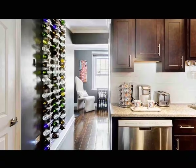 3406 W Dickens Avenue