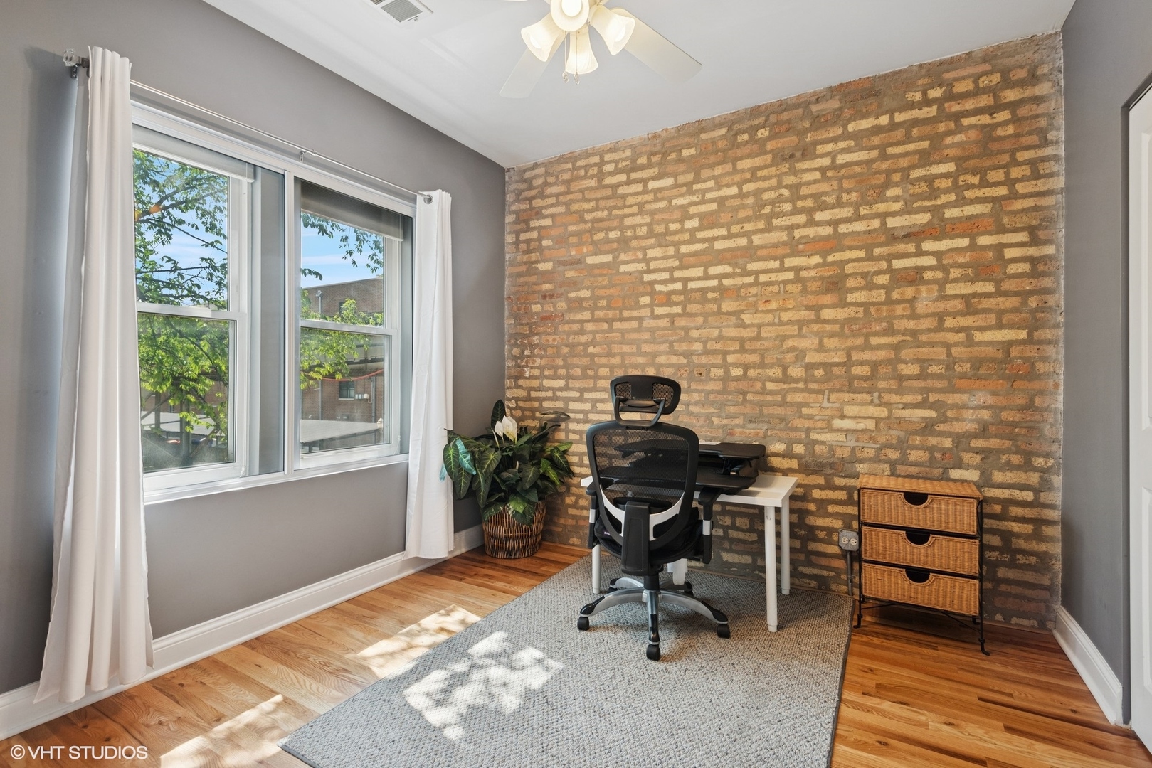 3414 N Racine Avenue Unit: 2