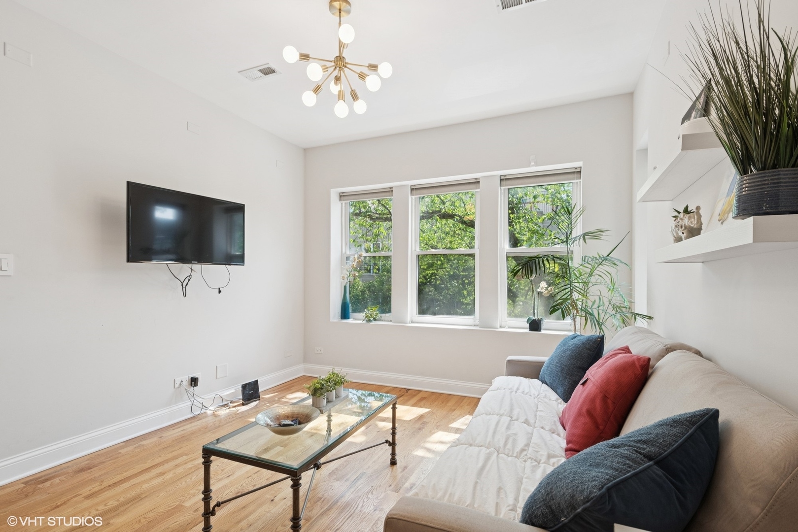 3414 N Racine Avenue Unit: 2