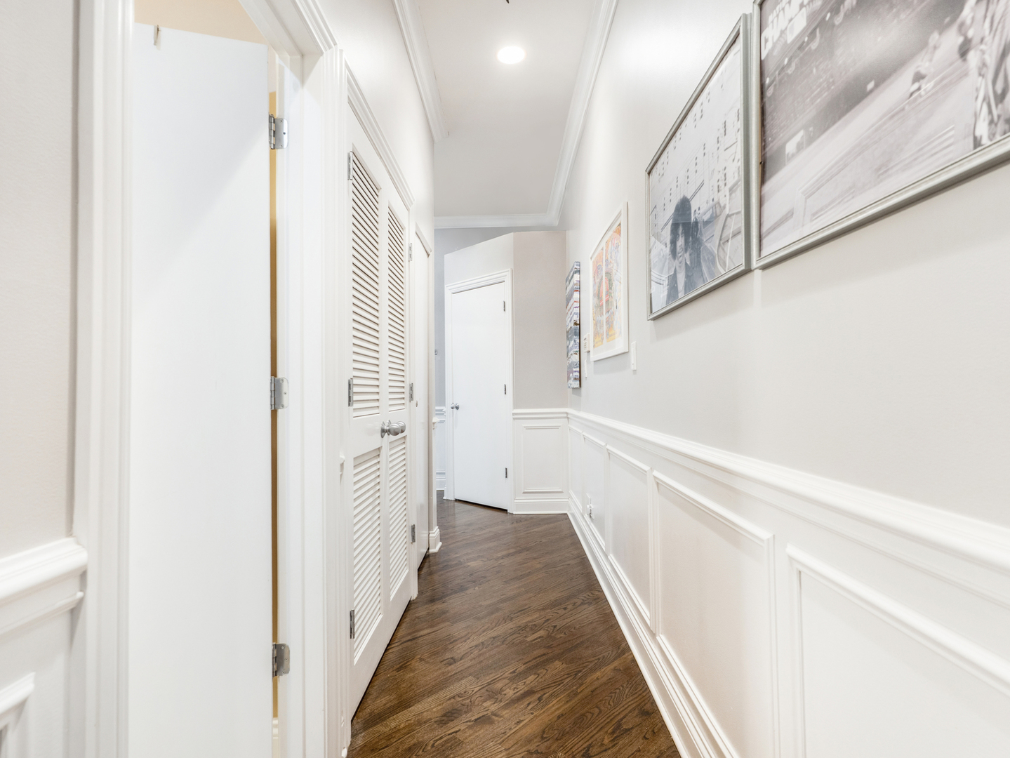 2052 W Chicago Avenue Unit: 2