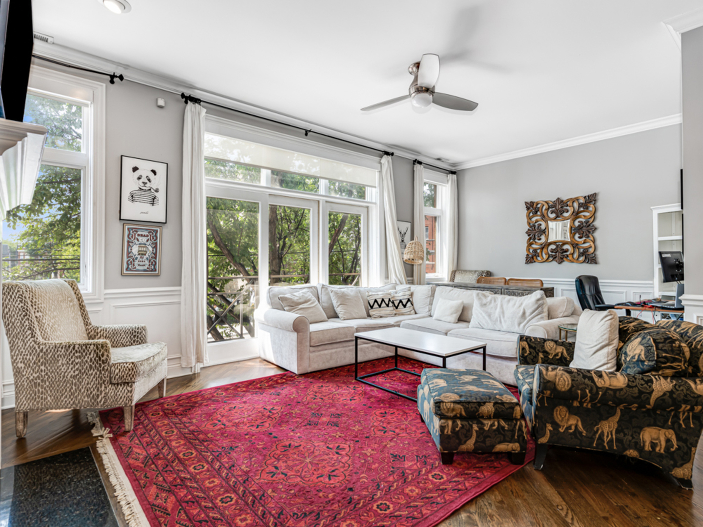 2052 W Chicago Avenue Unit: 2