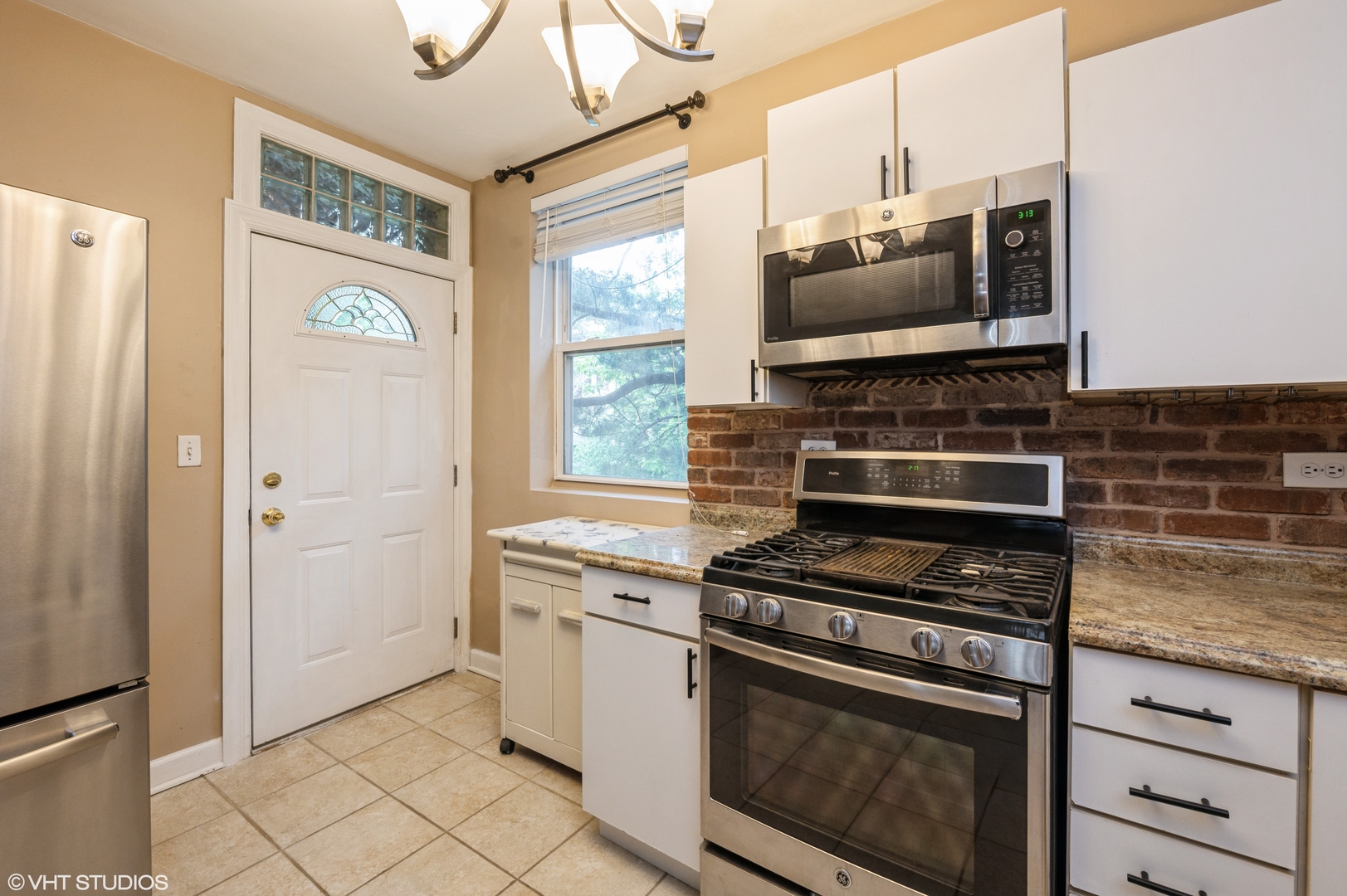 6970 N Wolcott Avenue Unit: 1