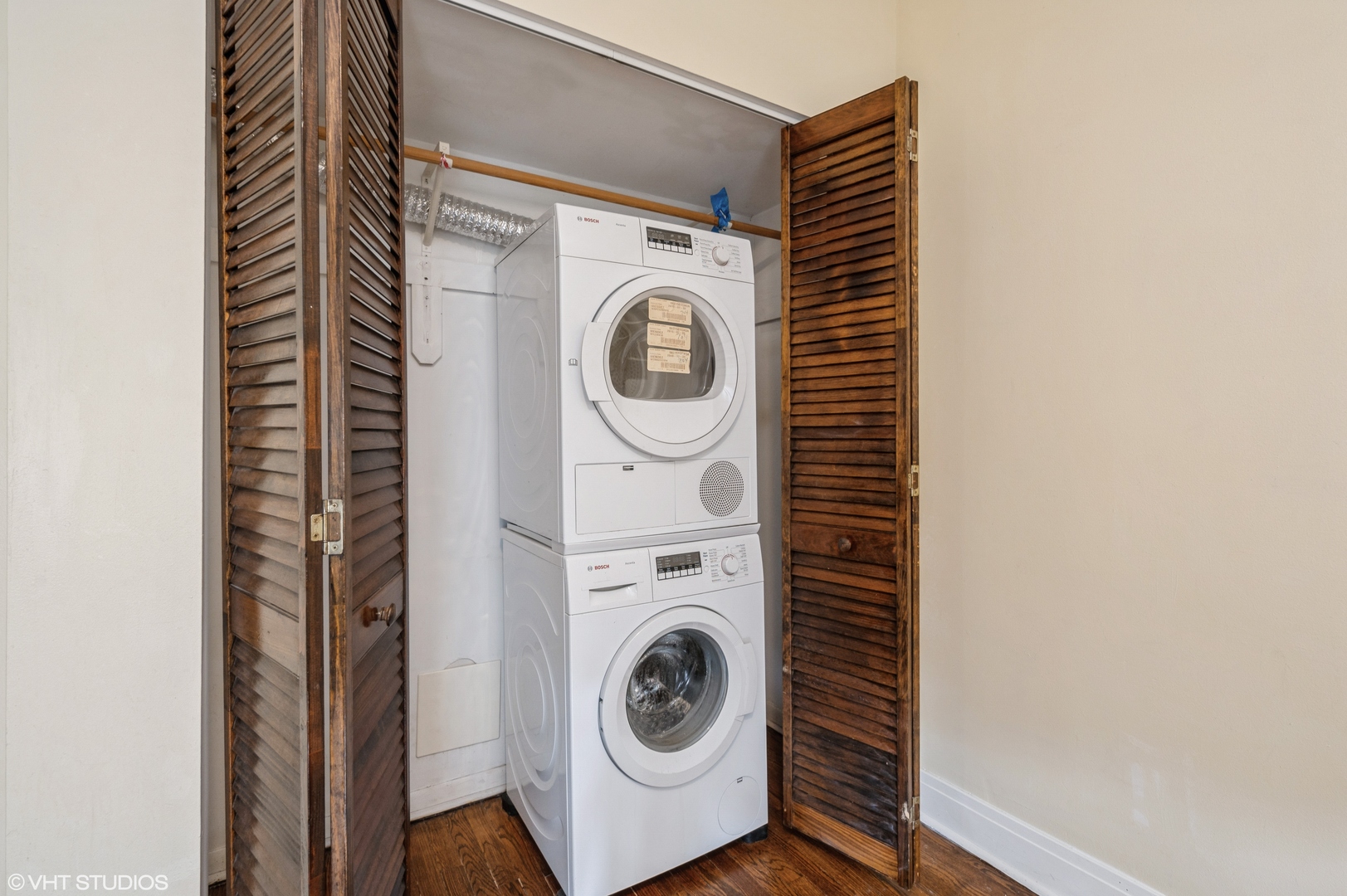 6970 N Wolcott Avenue Unit: 1