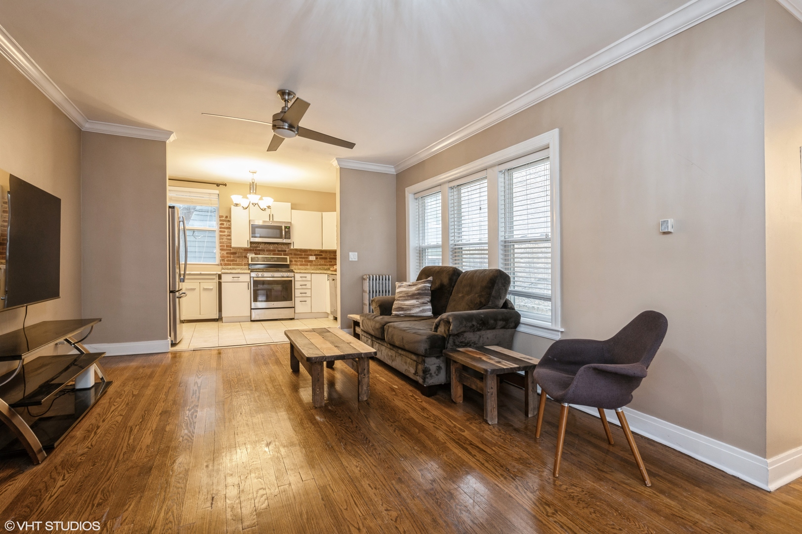 6970 N Wolcott Avenue Unit: 1