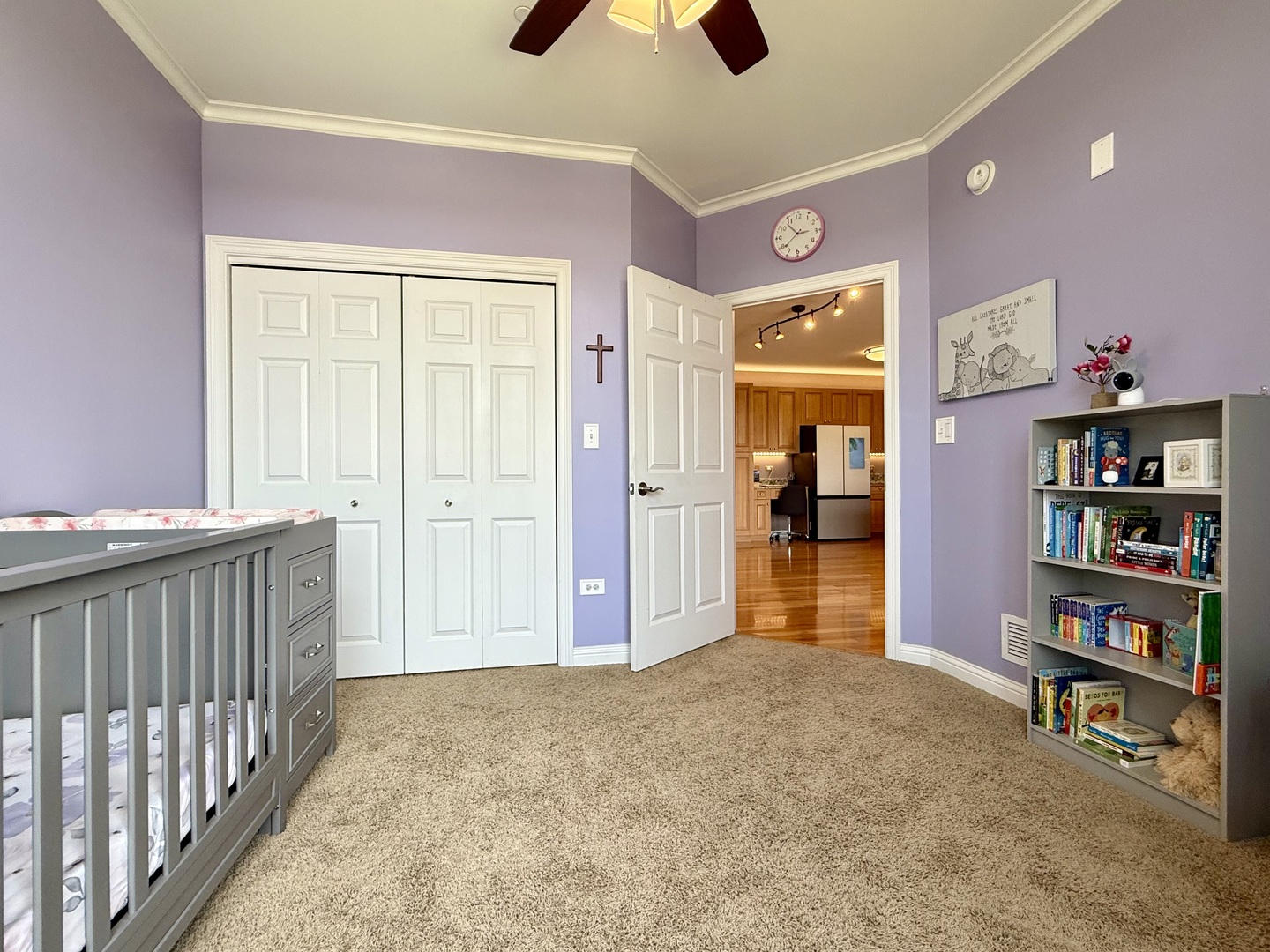 160 S River Street Unit: 204