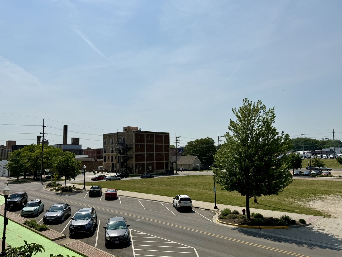 160 S River Street Unit: 204