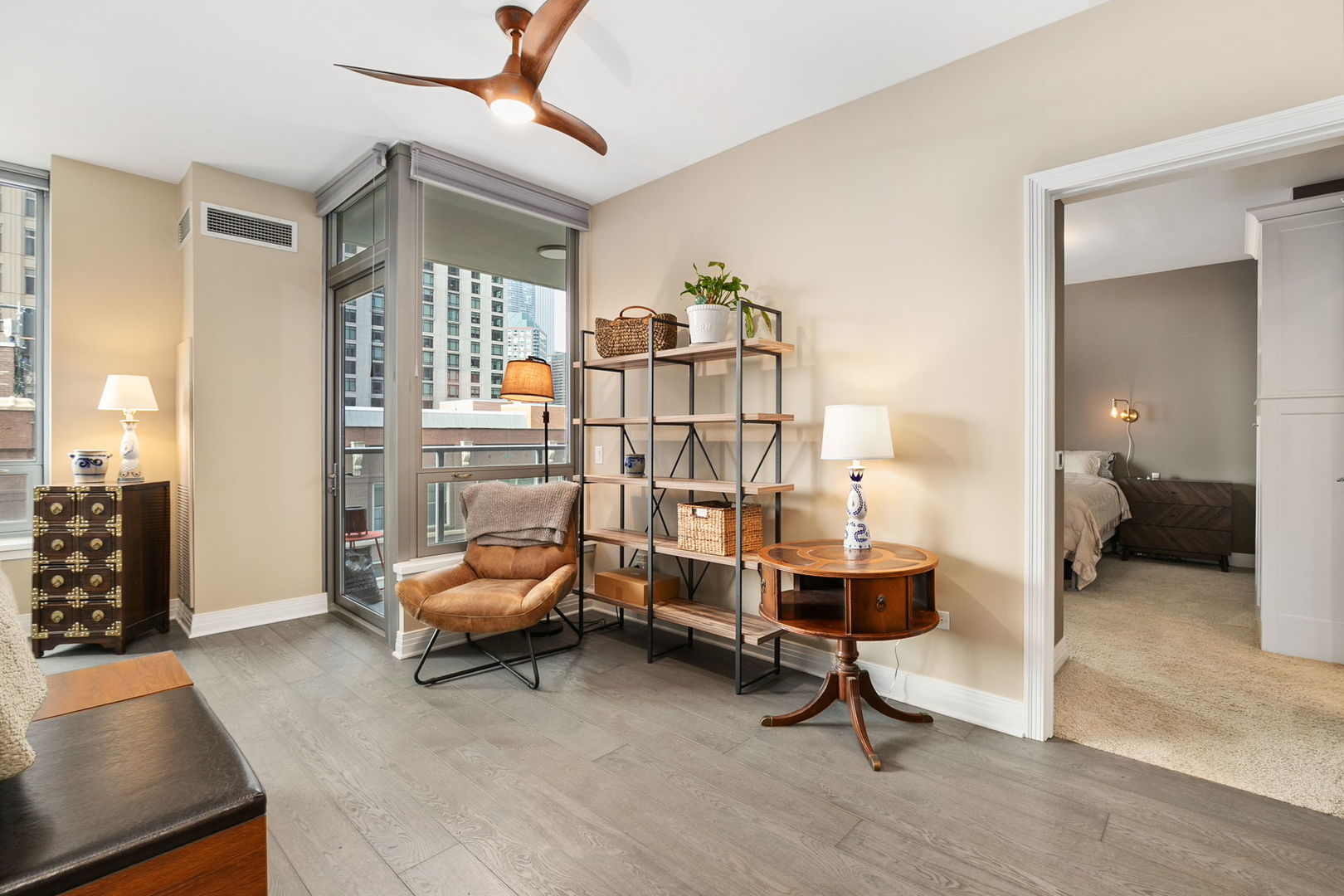 600 N LAKE SHORE Drive Unit: 814