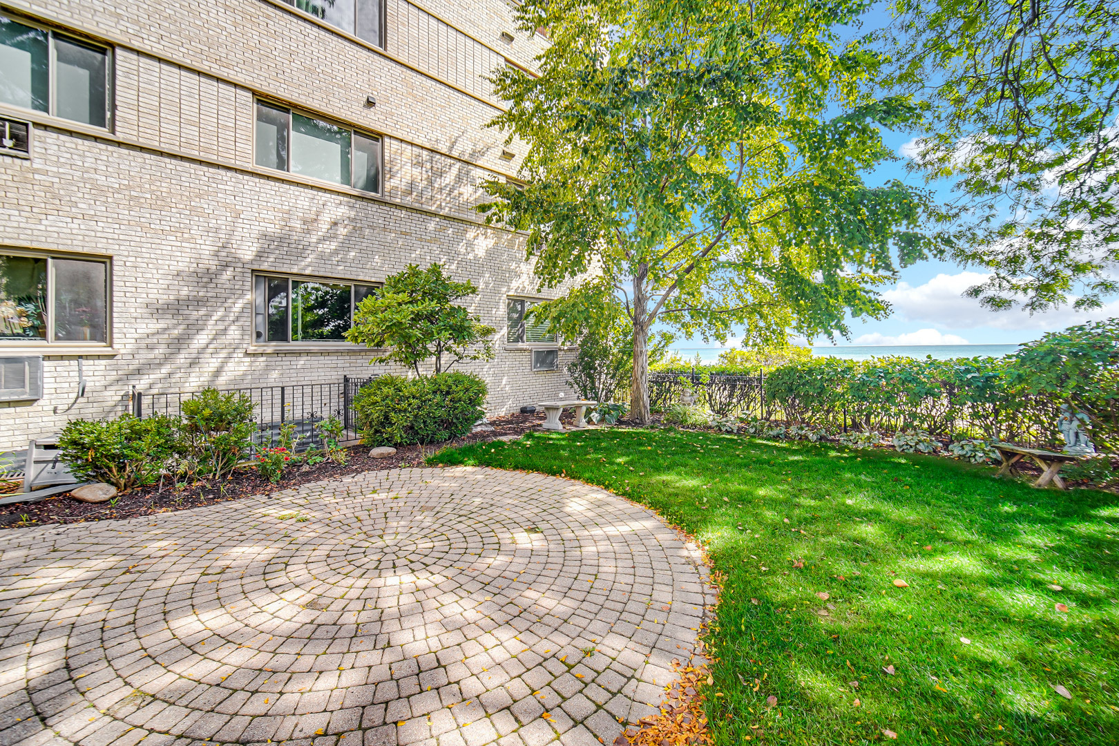 1050 W Columbia Avenue Unit: 3F