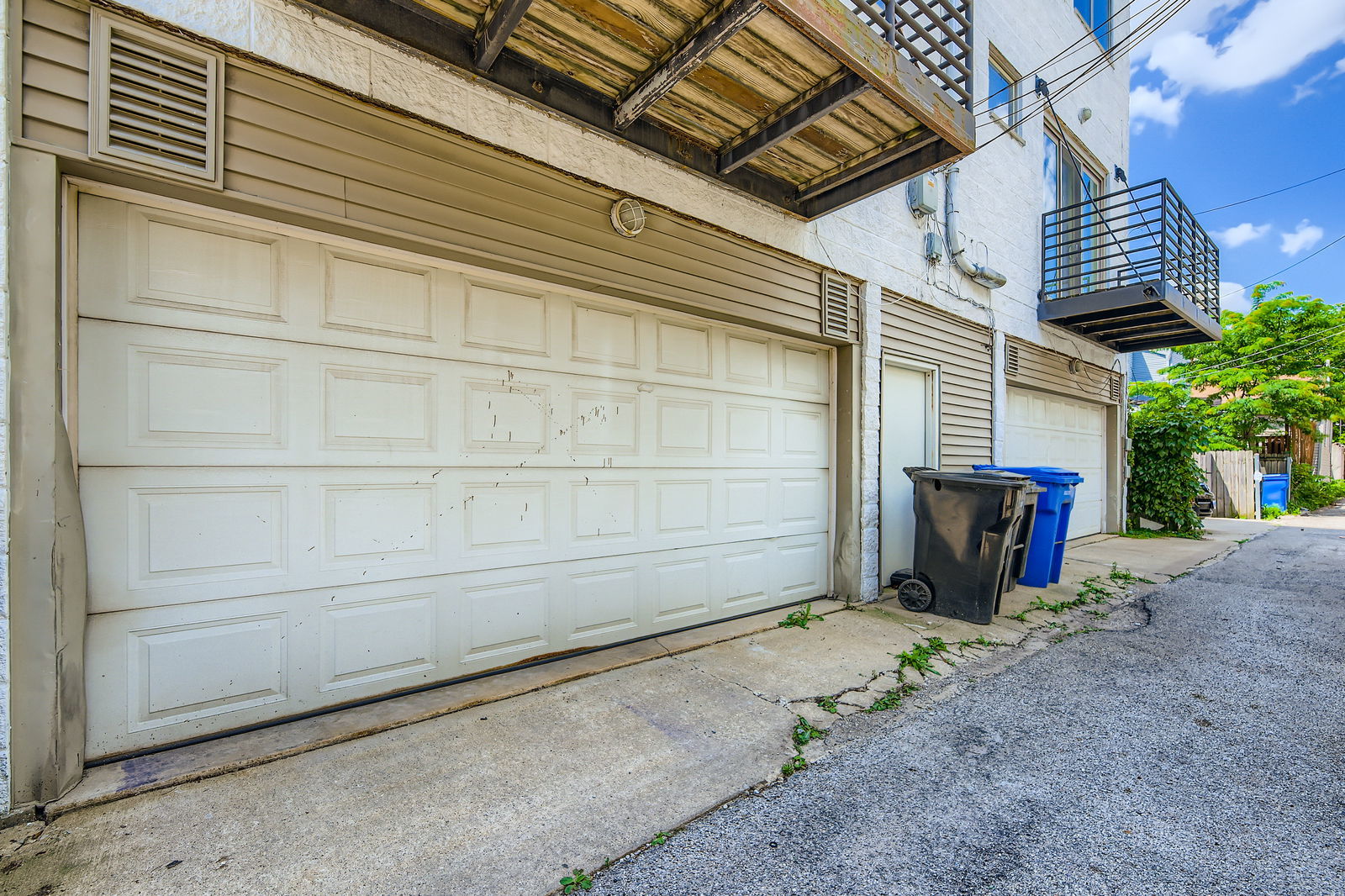 1622 W Ontario Street Unit: 1E