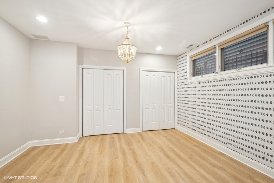 1015 N PAULINA Street Unit: 1