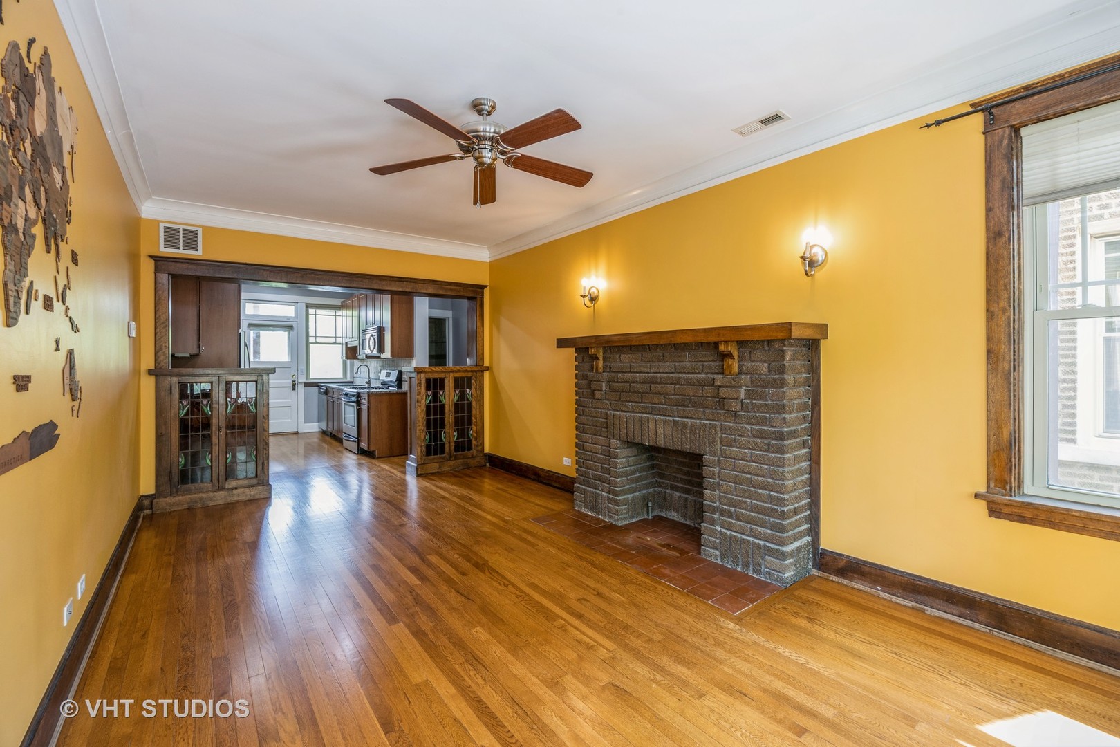 256 Pleasant Street Unit: 2