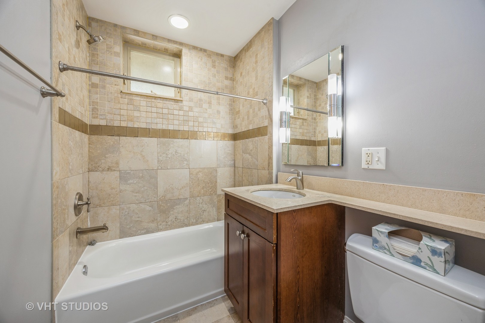 256 Pleasant Street Unit: 2