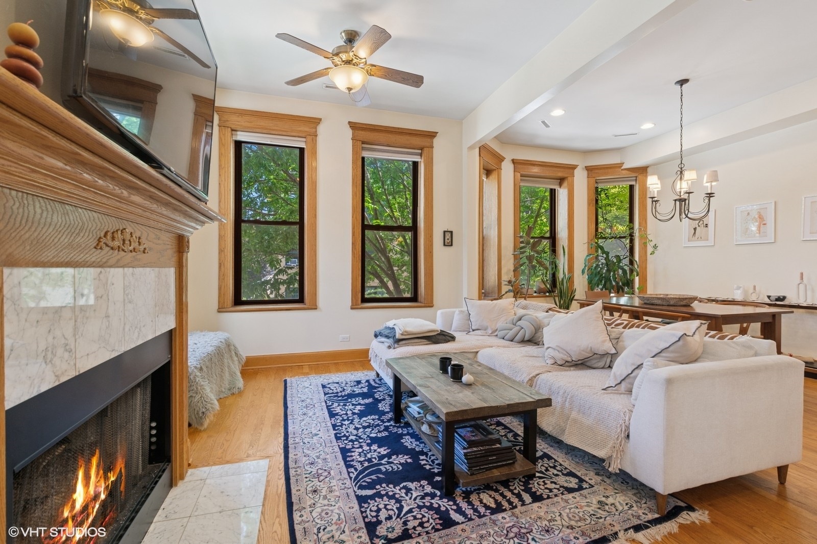 2610 N Dayton Street Unit: 2N