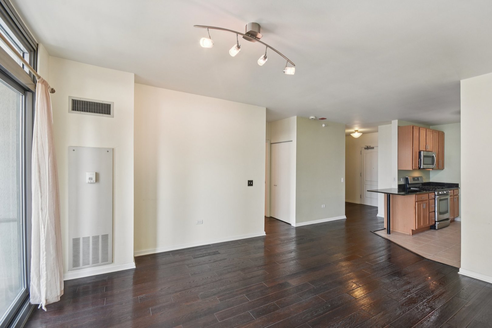 125 S Jefferson Street Unit: 2603