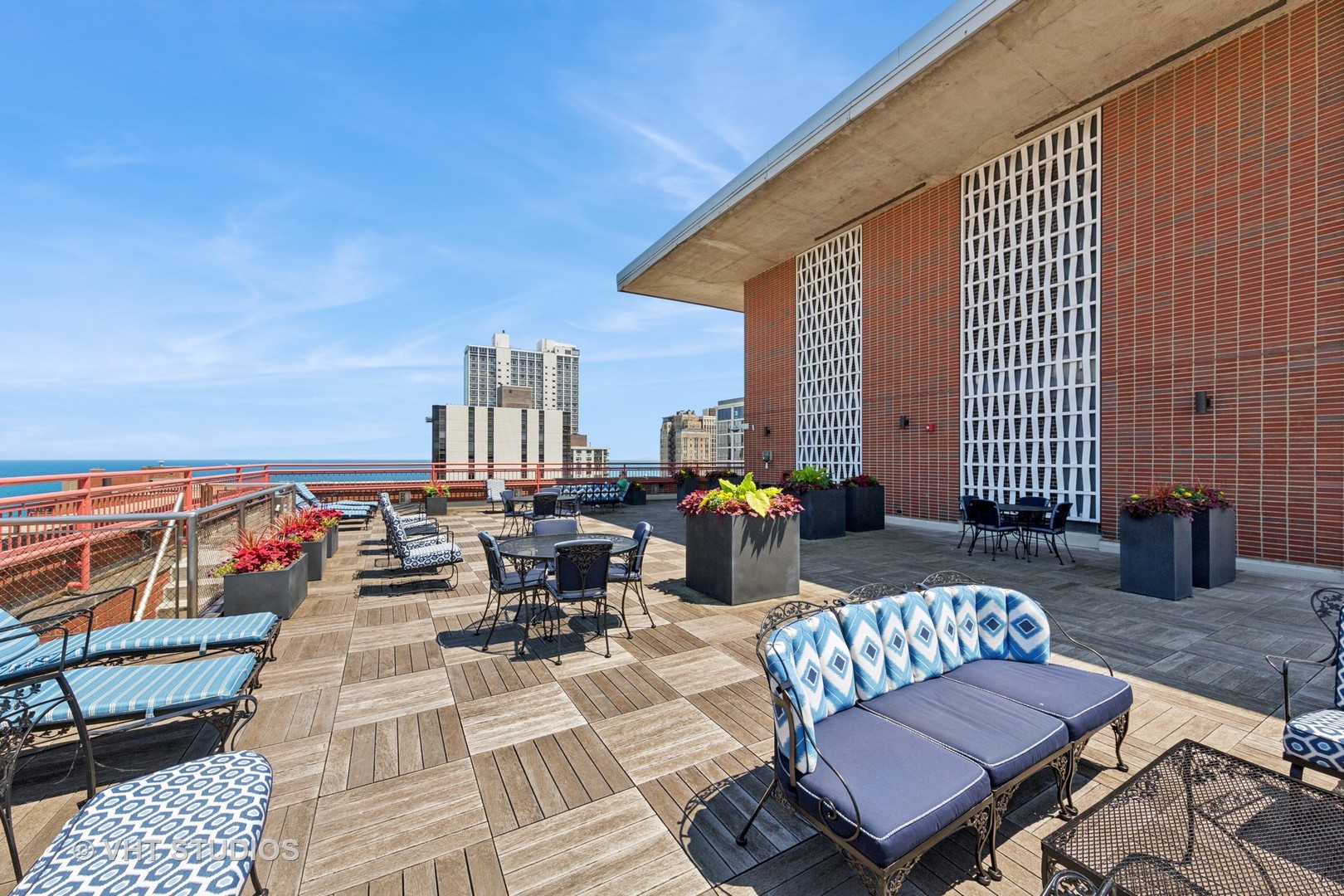 1325 N State Parkway Unit: 6D