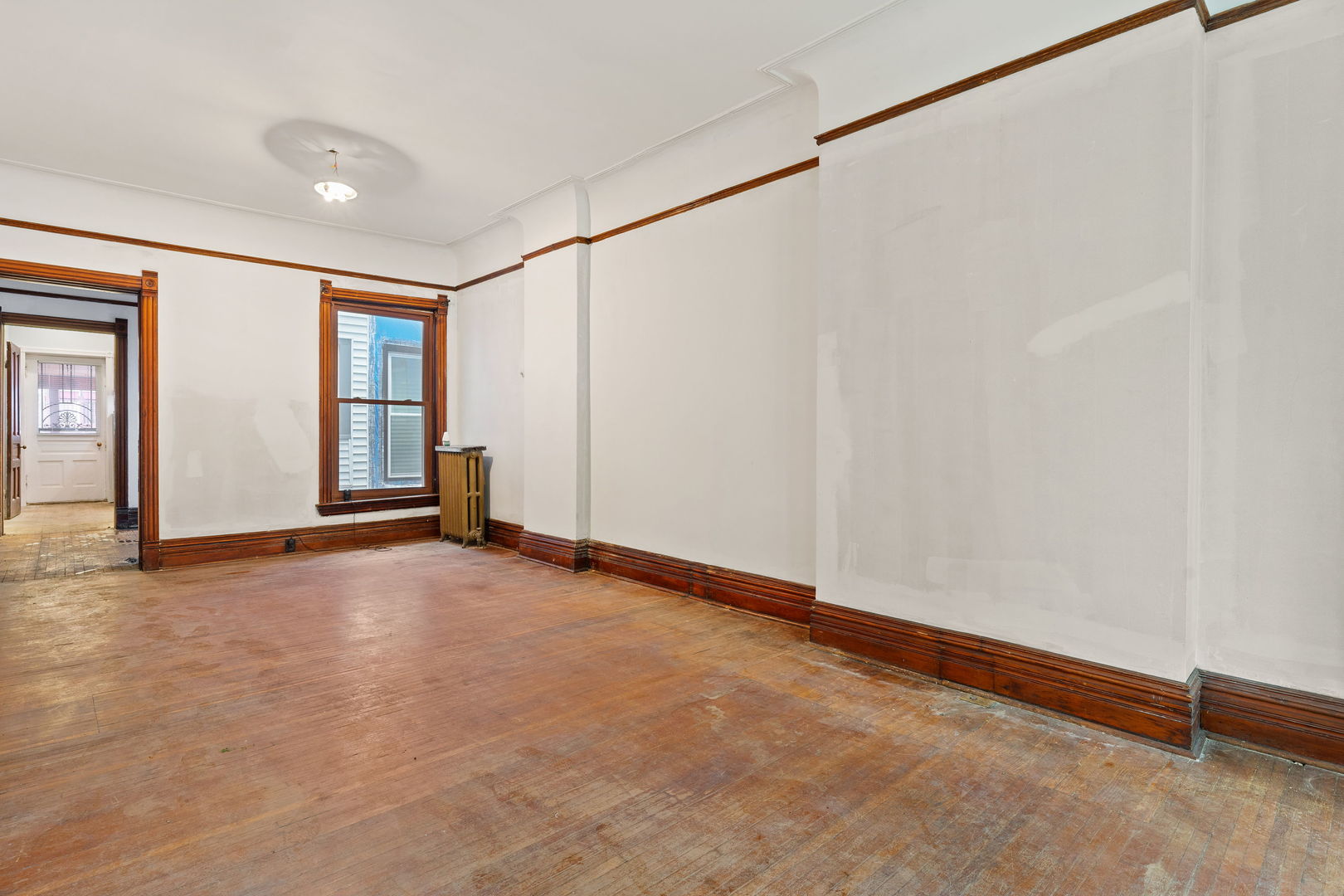 3230 W Fulton Boulevard