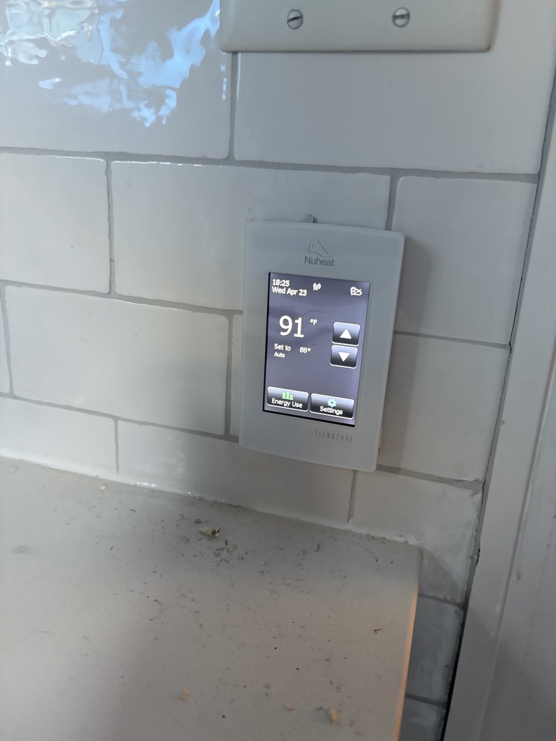 3230 W Fulton Boulevard