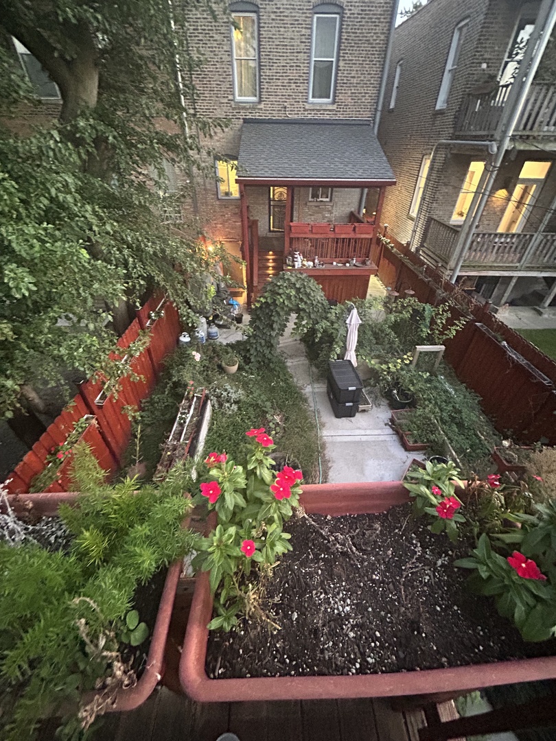 3230 W Fulton Boulevard