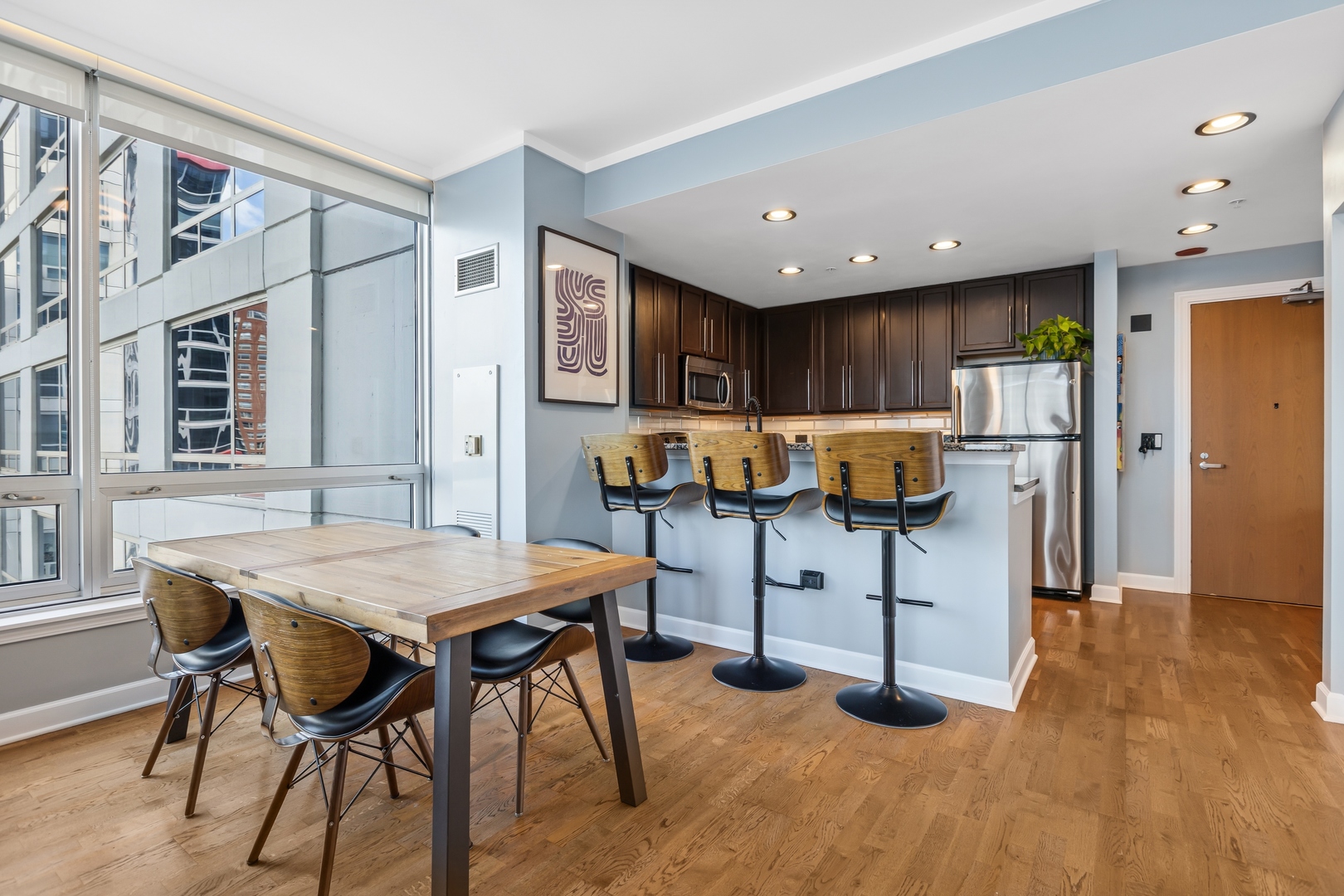 1901 S Calumet Avenue Unit: 1008