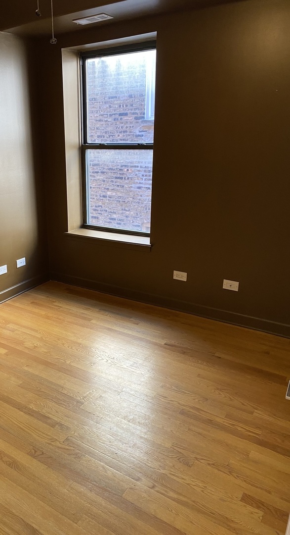 4829 N Kimball Avenue Unit: 2