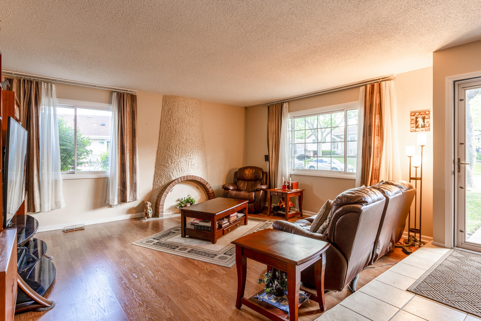 1520 W Beverly Circle