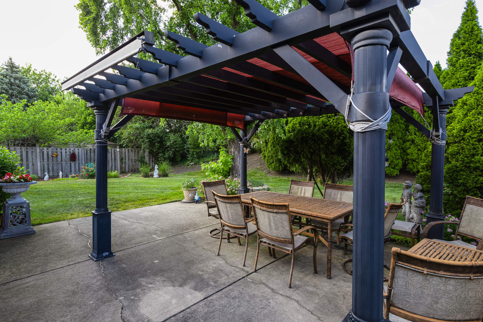 1520 W Beverly Circle