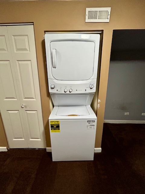 865 W Cornelia Avenue Unit: 1