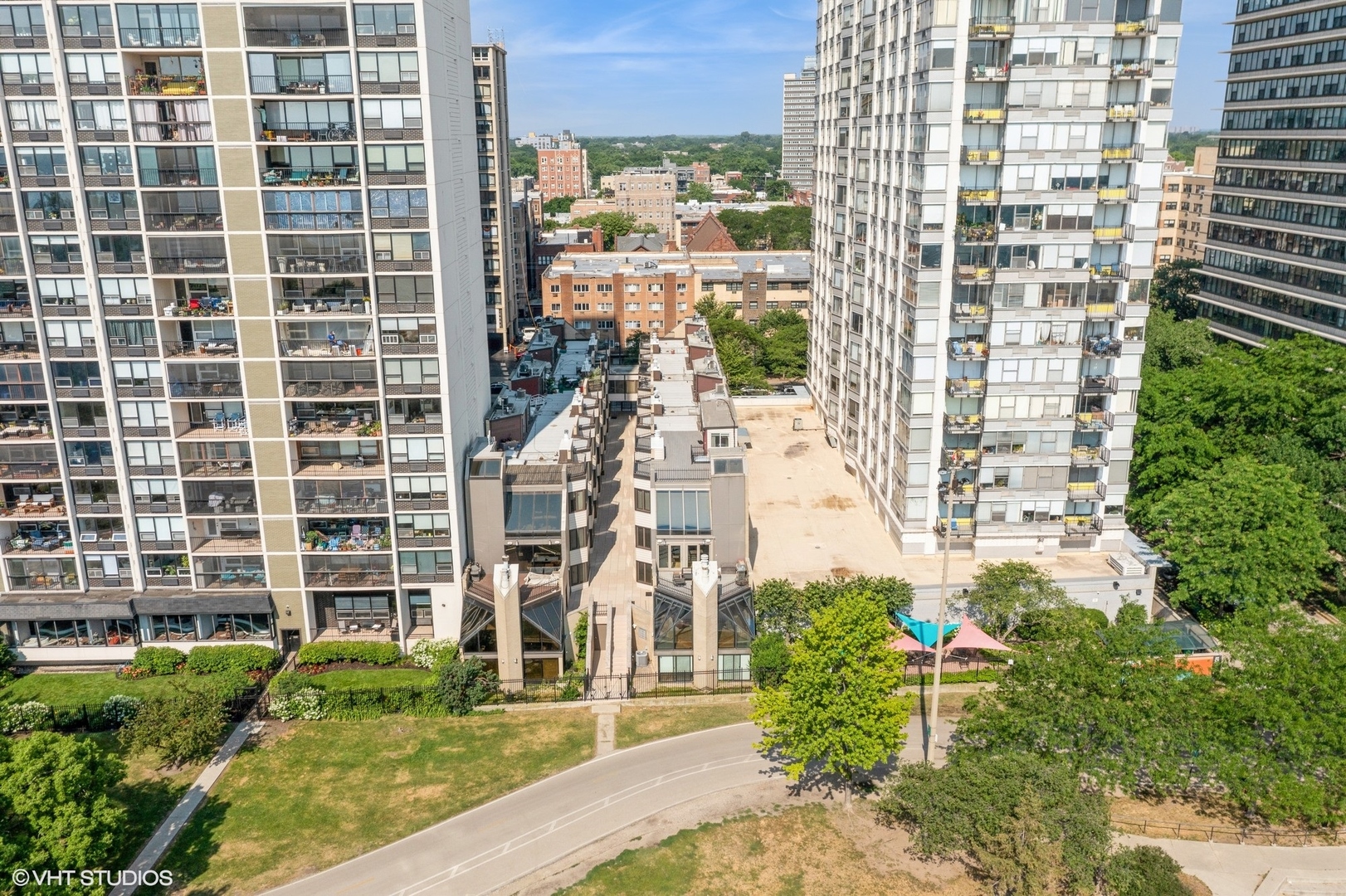 5747 N Sheridan Road Unit: L
