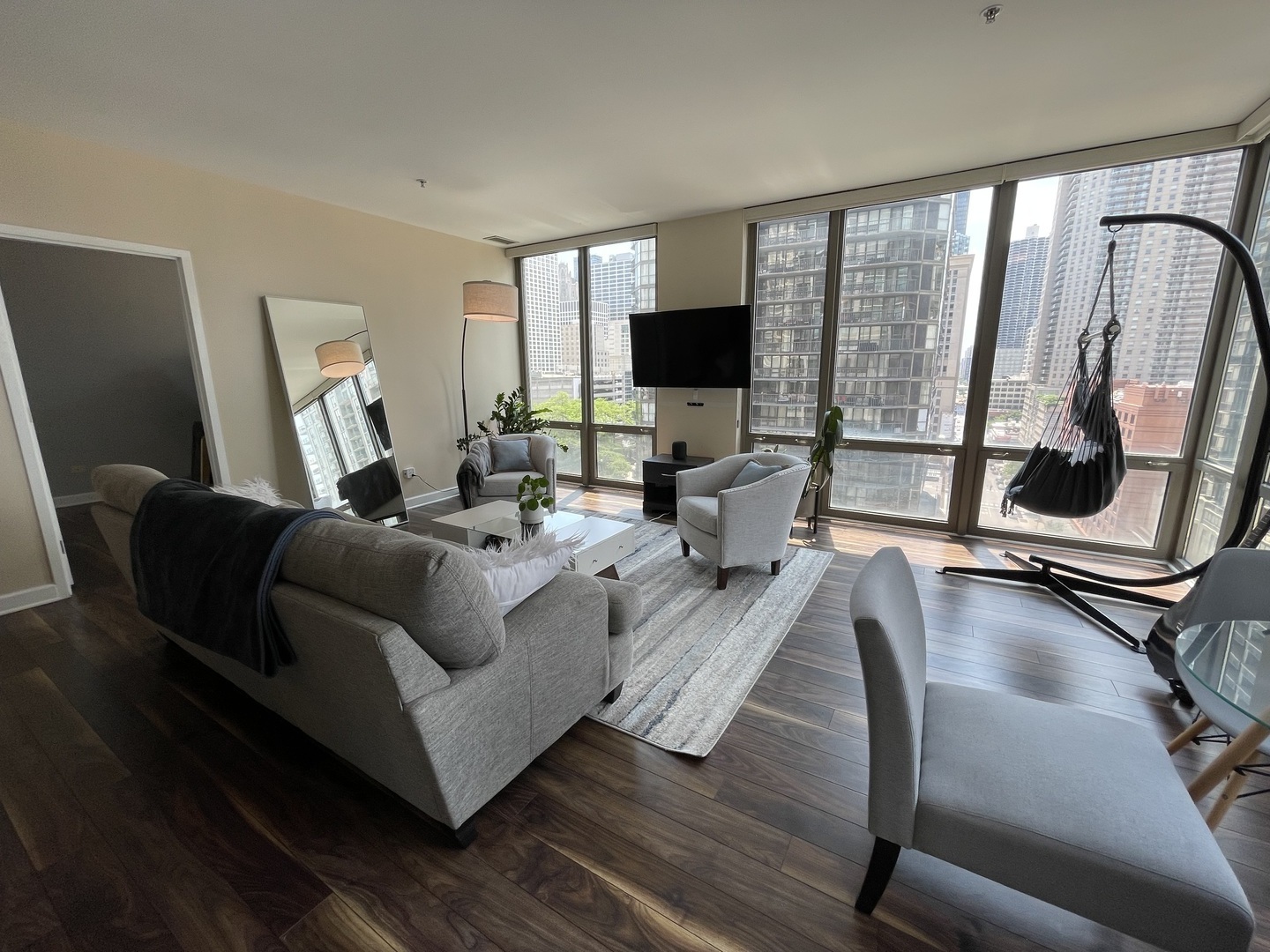 2 E Erie Street Unit: 1105