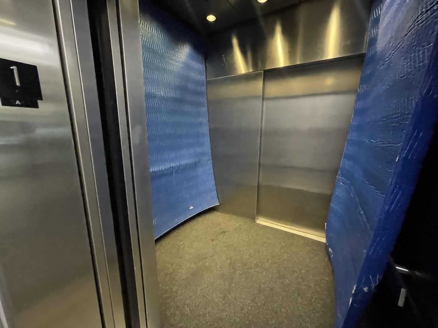 2 E Erie Street Unit: 1105