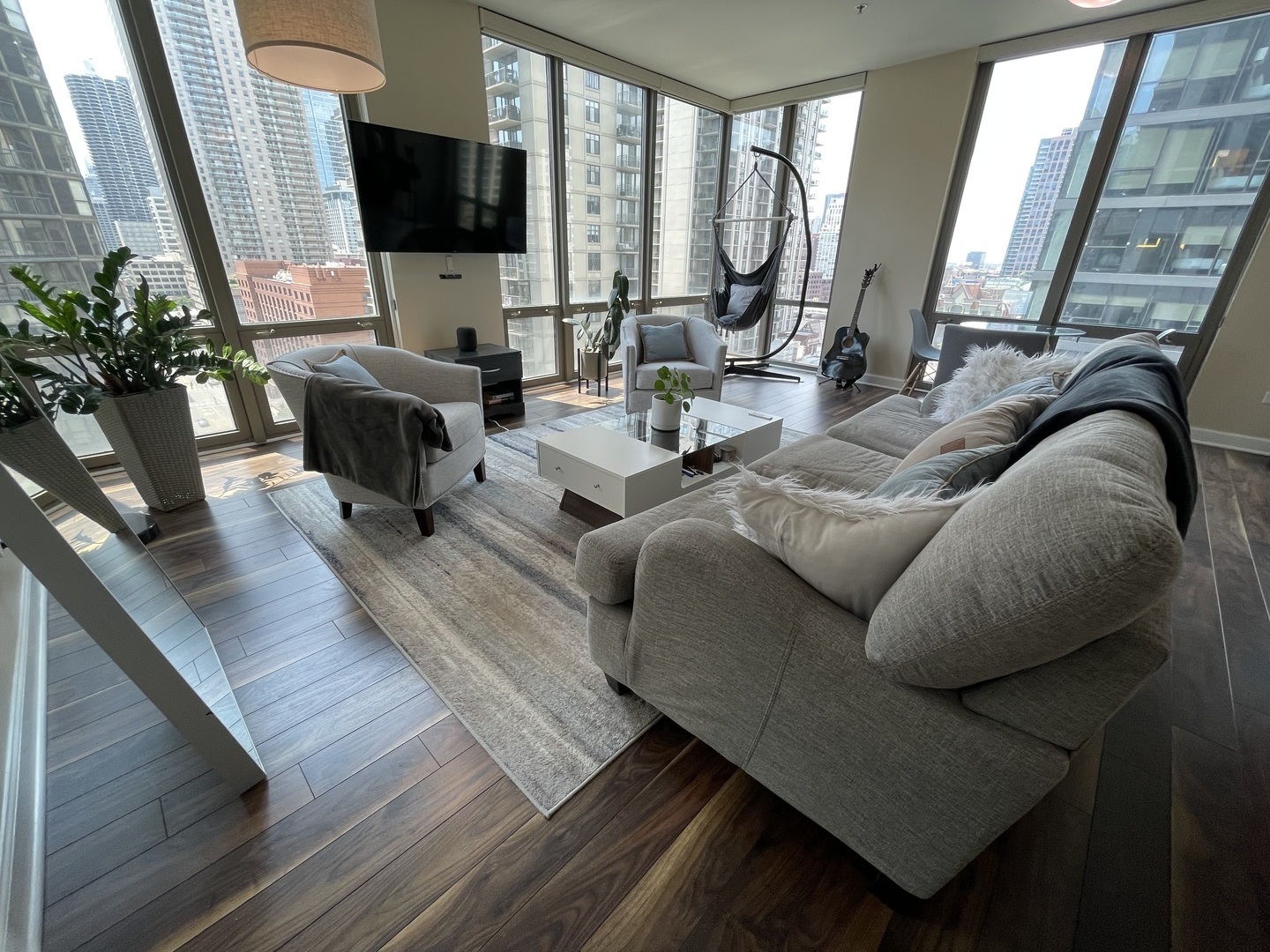 2 E Erie Street Unit: 1105