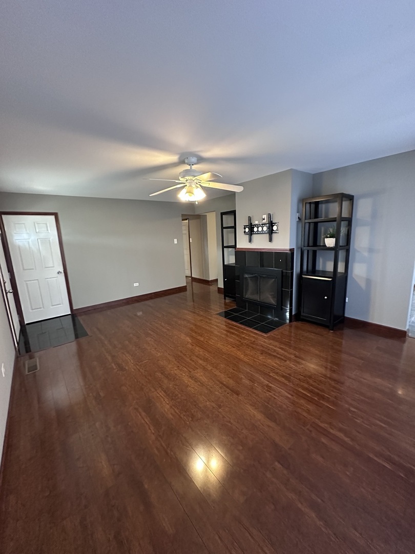 12901 S Marquette Avenue