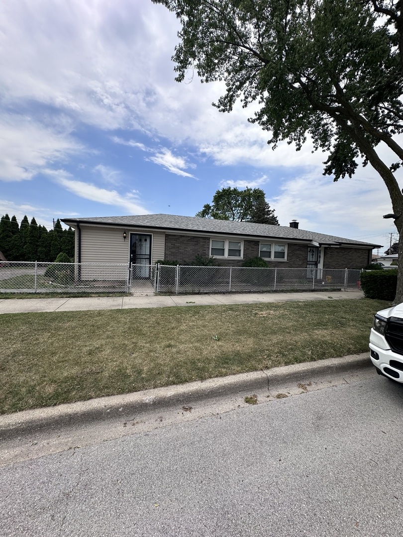 12901 S Marquette Avenue