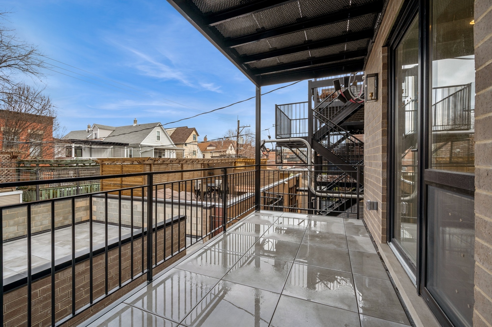 1352 W Diversey Parkway Unit: 2