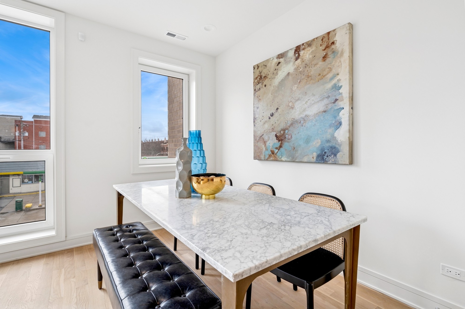 1352 W Diversey Parkway Unit: 2