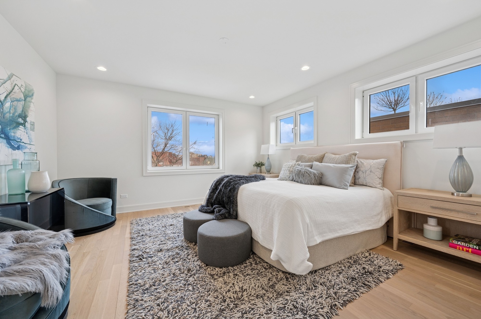 1352 W Diversey Parkway Unit: 2