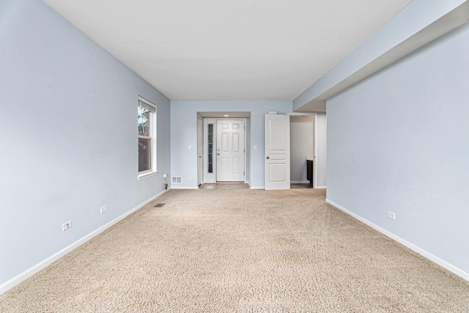 670 TIMPANI Place