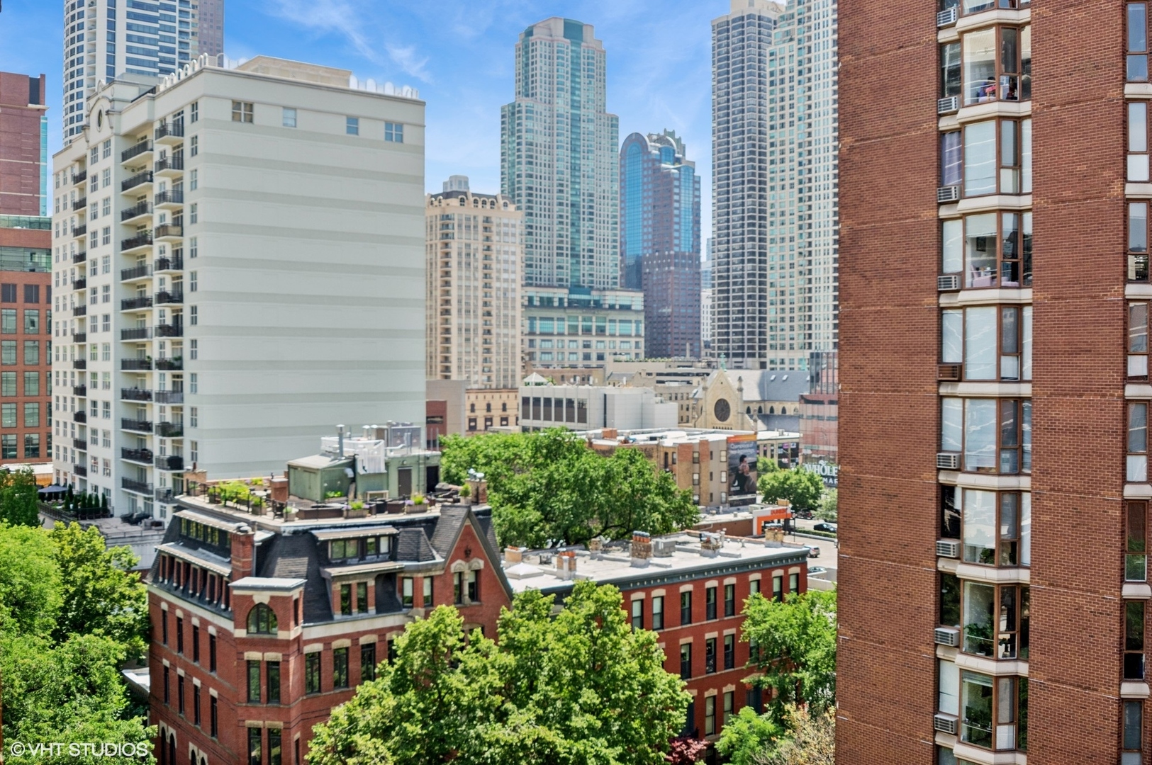 55 W DELAWARE Place Unit: 1008