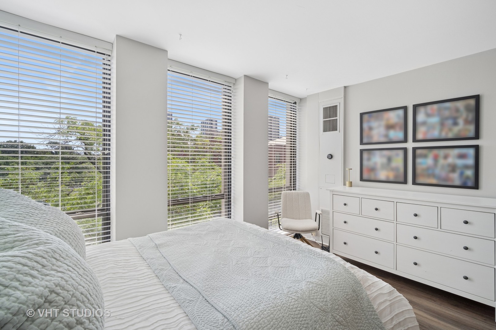 1660 N La Salle Drive Unit: 403