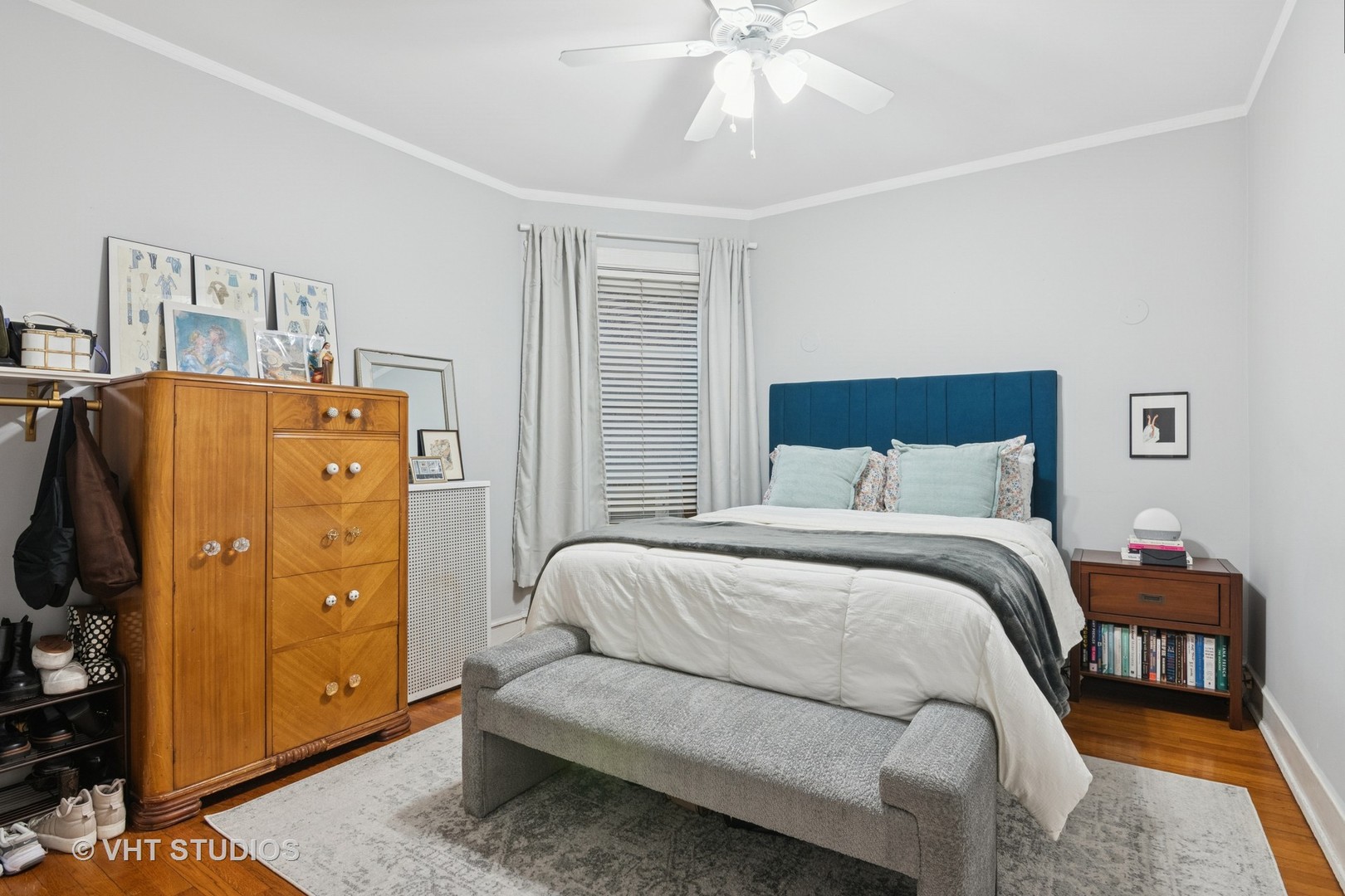 629 W Buckingham Place Unit: 1W