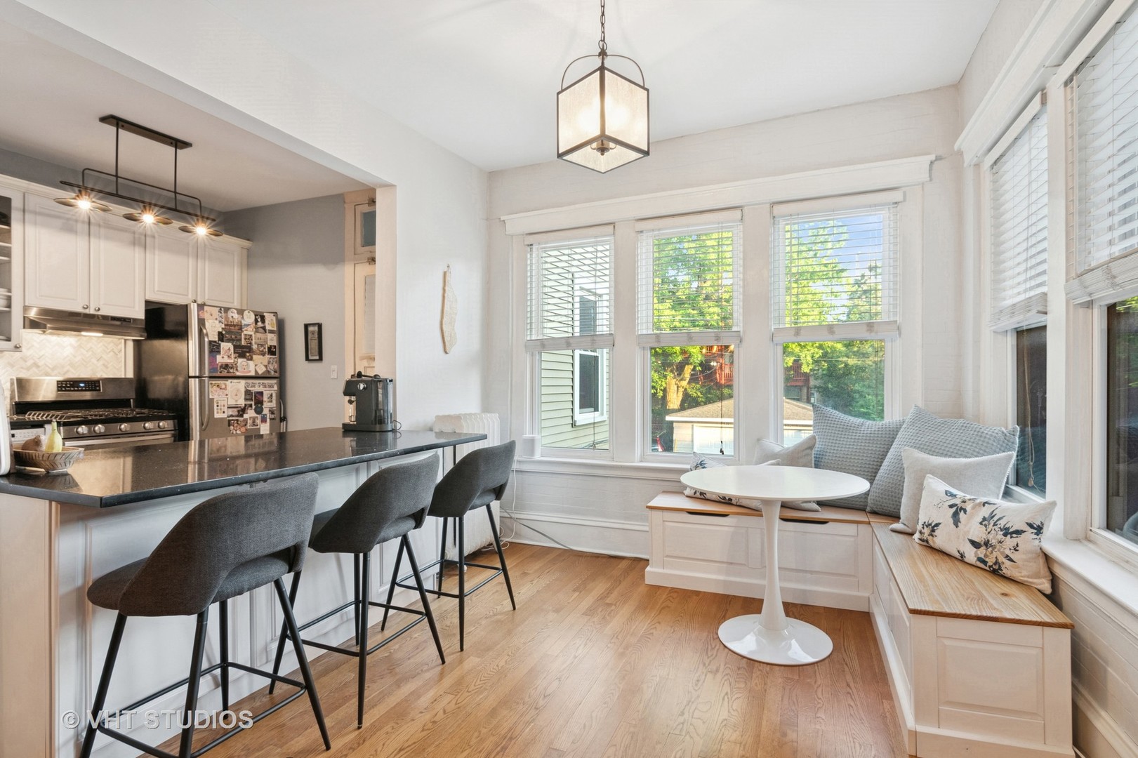 629 W Buckingham Place Unit: 1W