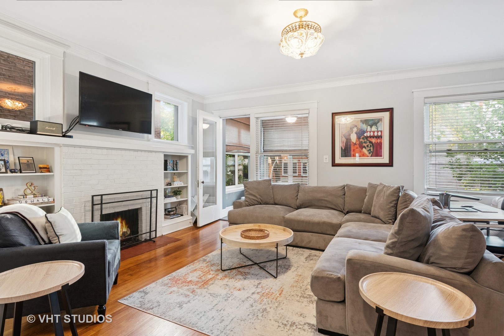 629 W Buckingham Place Unit: 1W