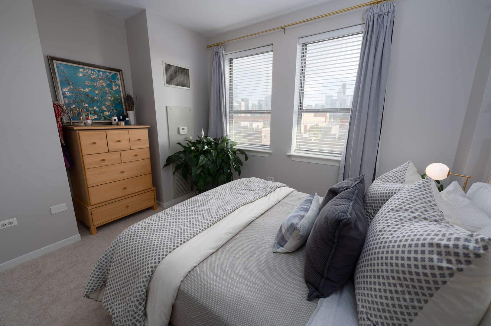 511 W Division Street Unit: 507