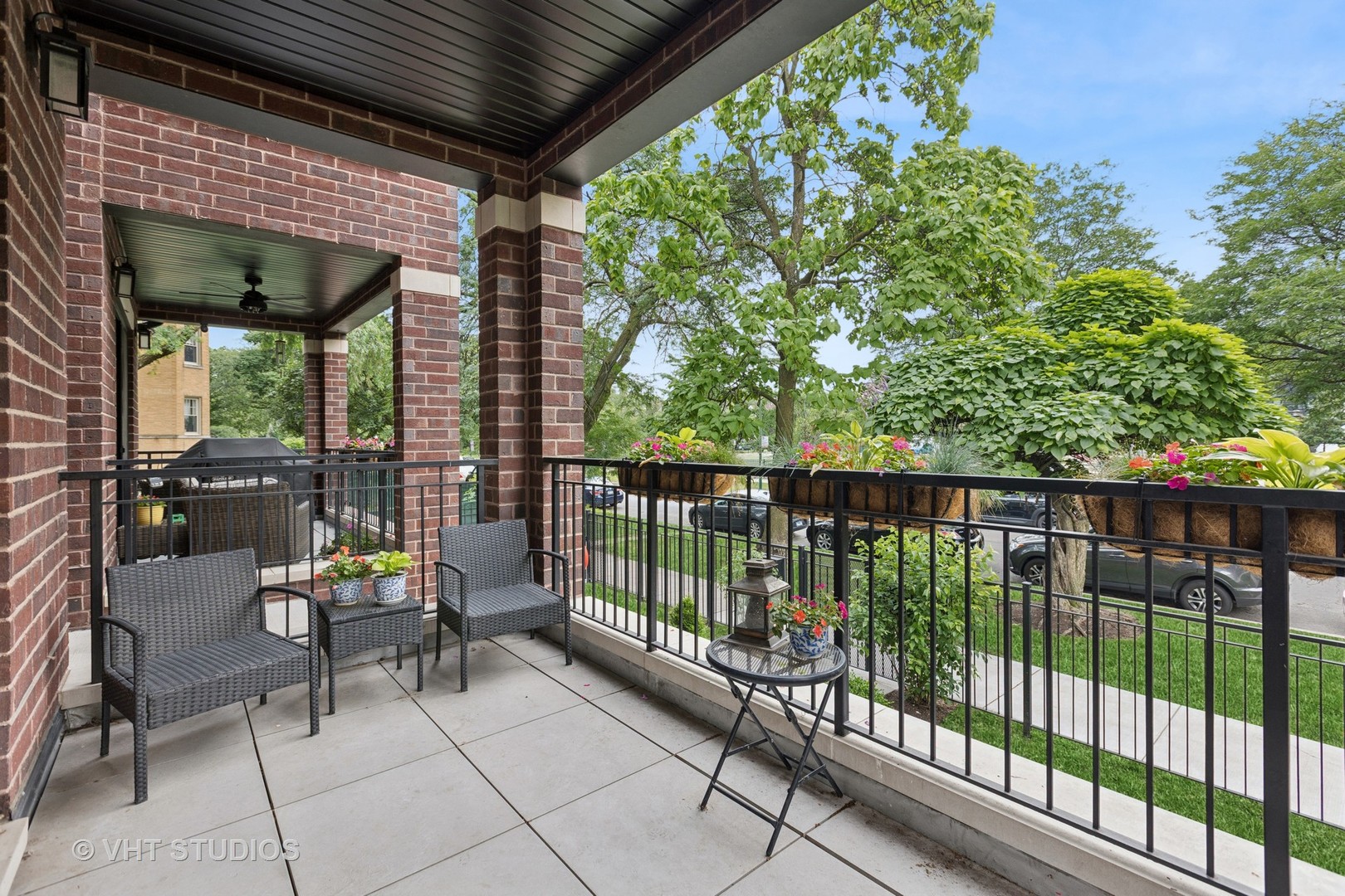 4321 N Paulina Street Unit: 2N