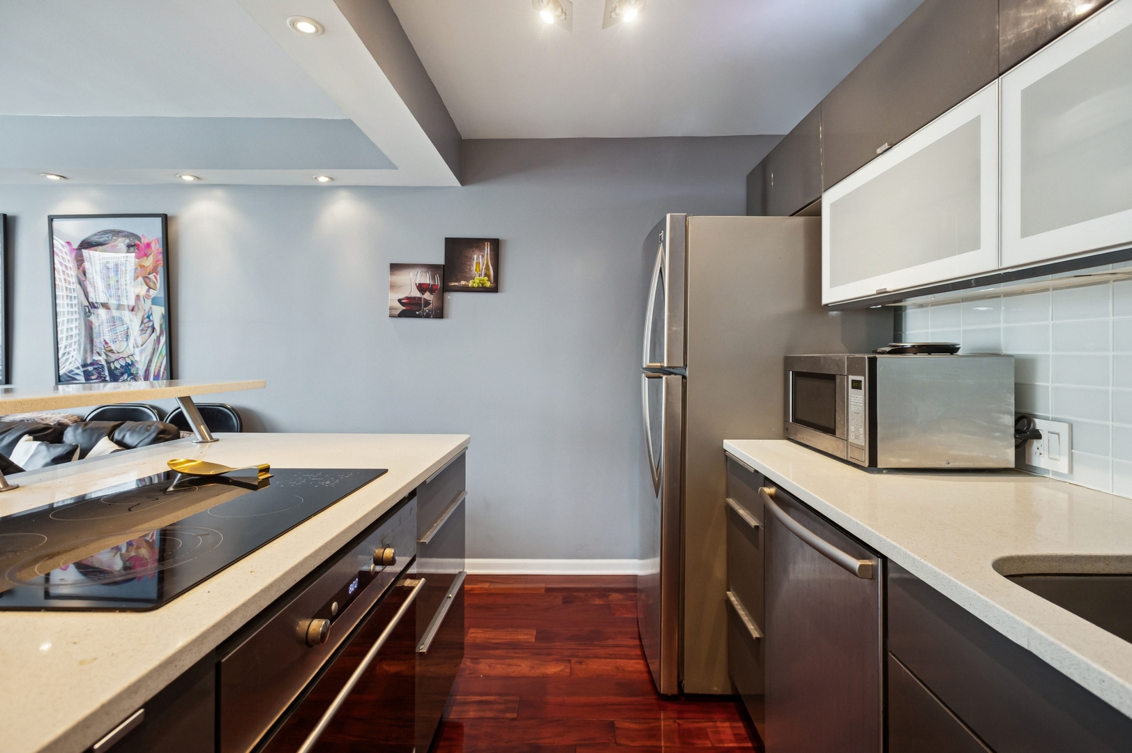 535 N MICHIGAN Avenue Unit: 2515