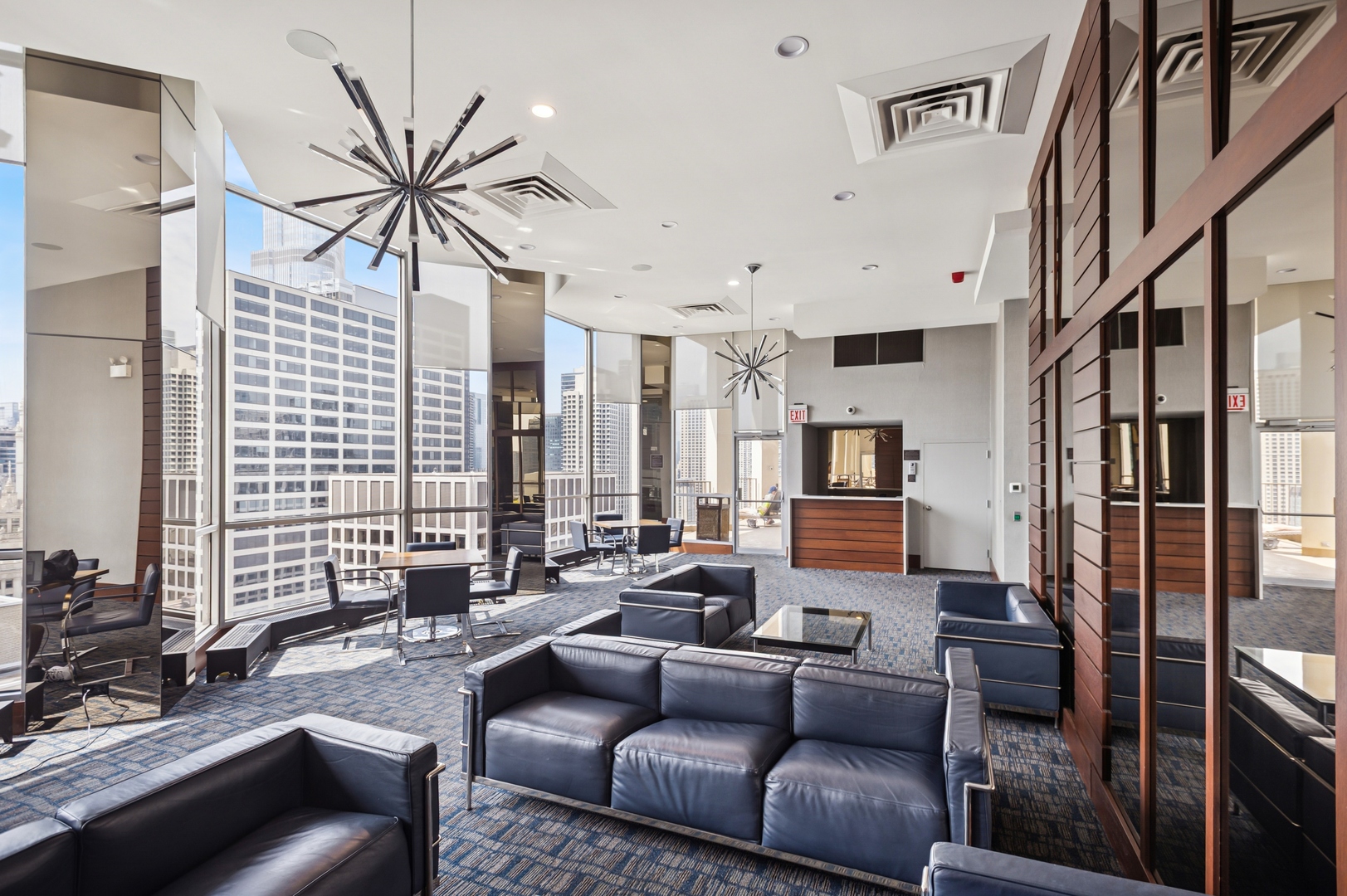 535 N MICHIGAN Avenue Unit: 2515