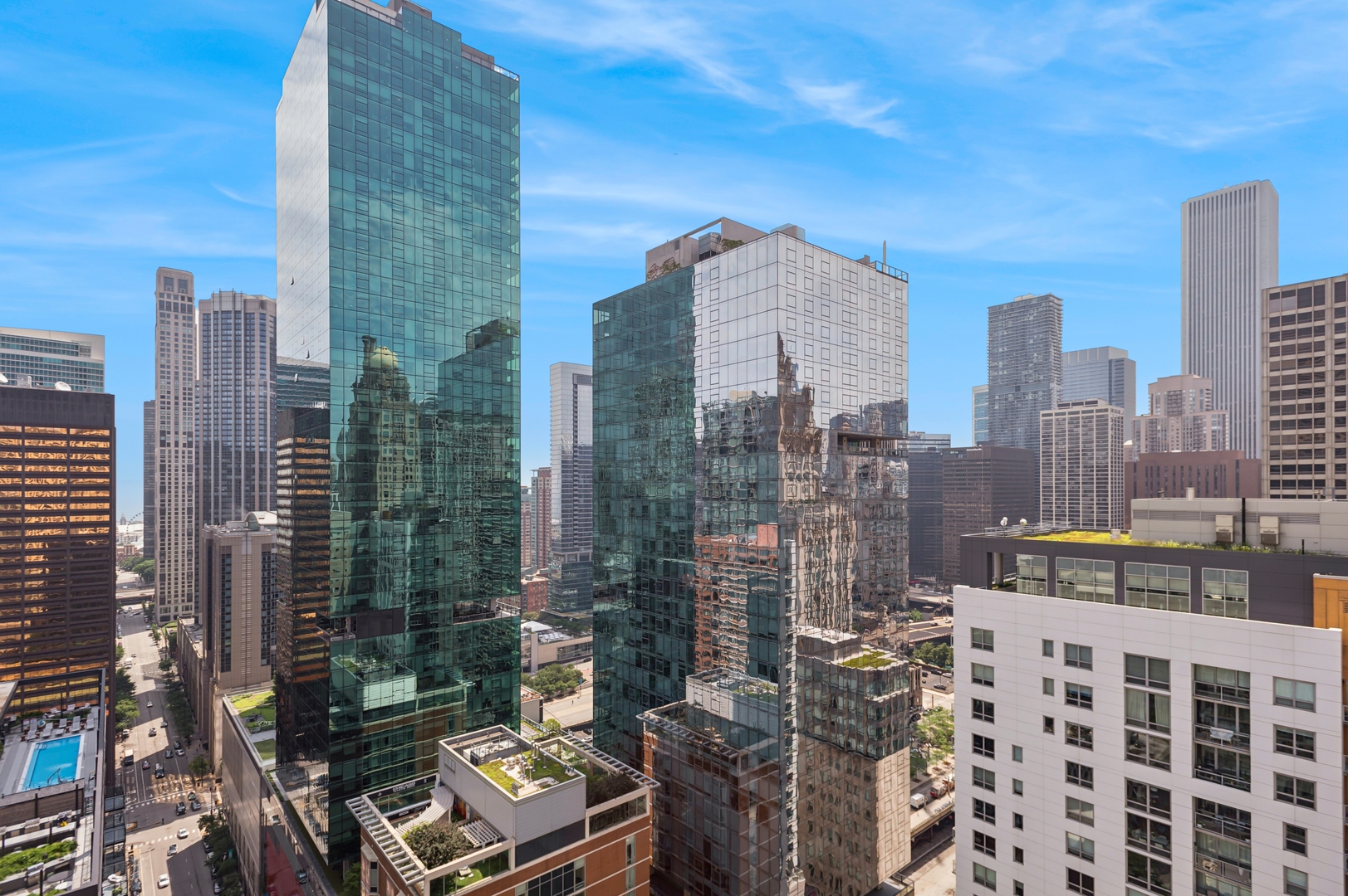 535 N MICHIGAN Avenue Unit: 2515