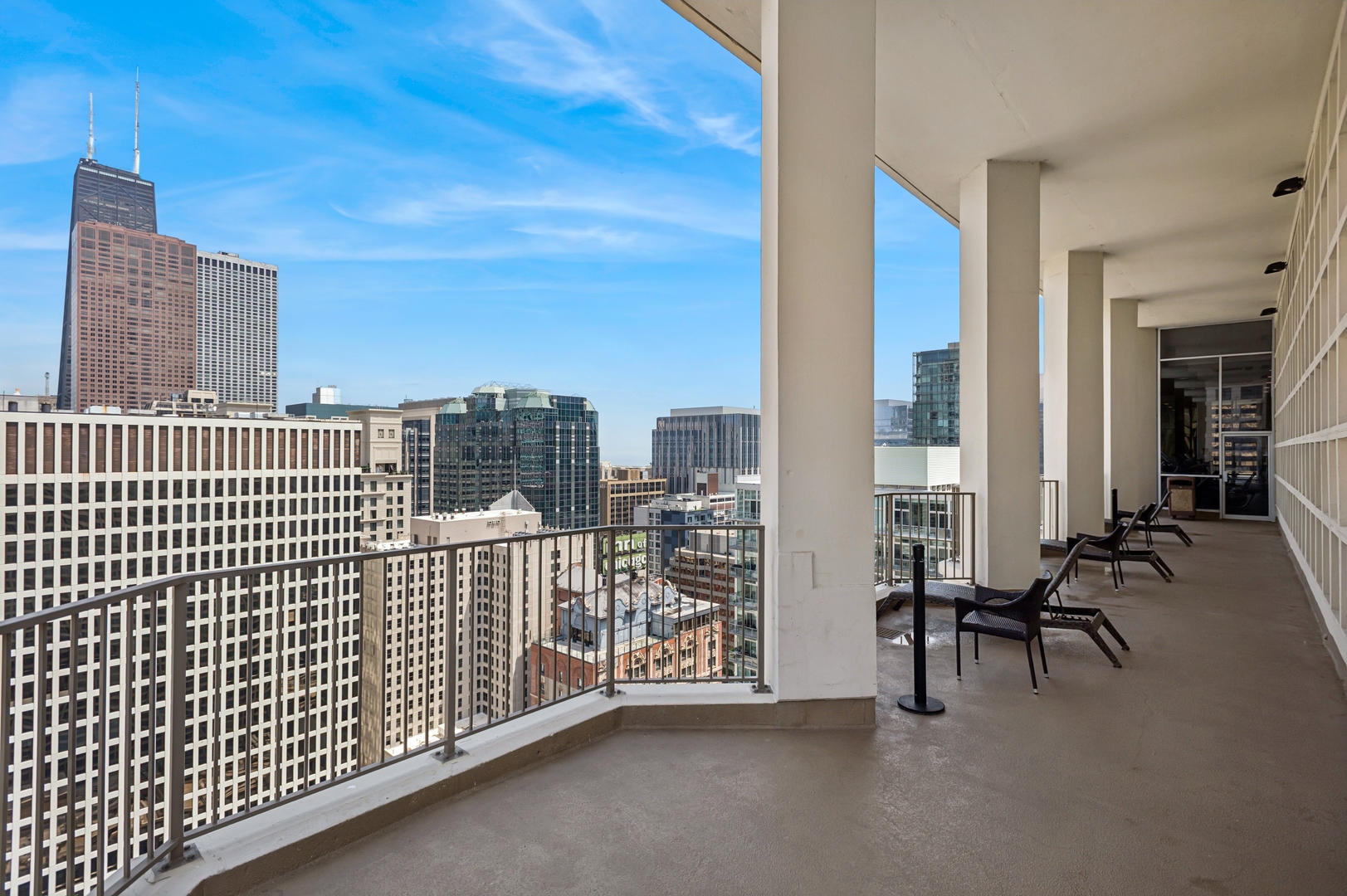 535 N MICHIGAN Avenue Unit: 2515