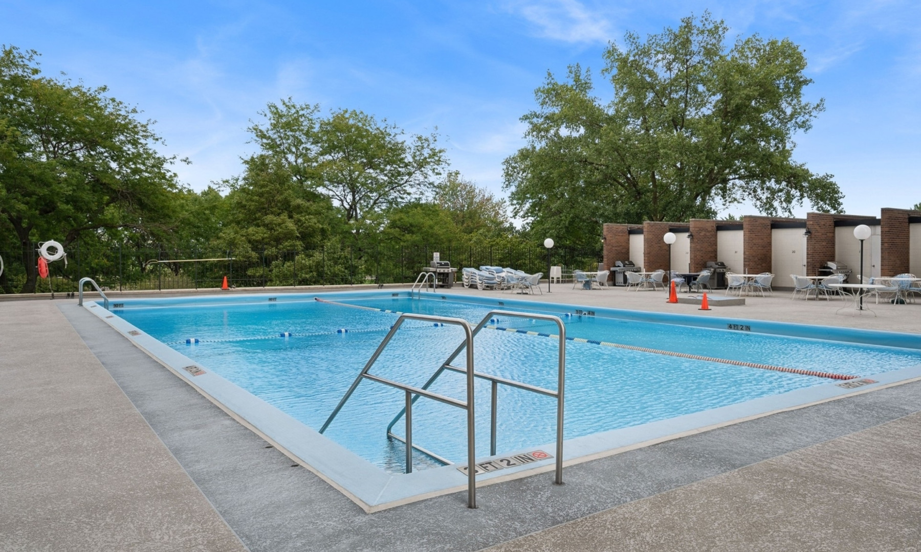 5455 N Sheridan Road Unit: 1008